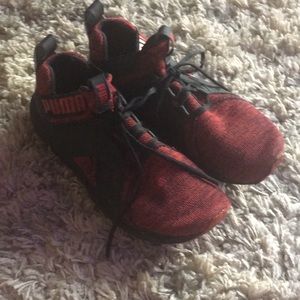 I am selling these red and black pumas that are very comfy to were anytime.